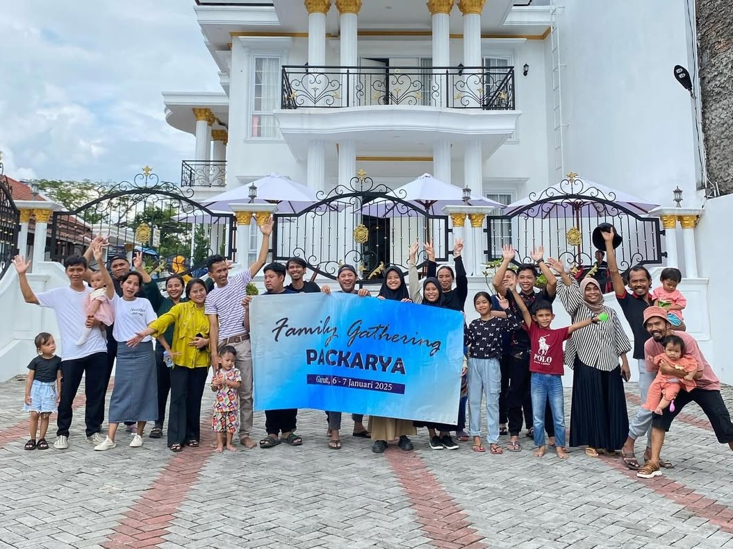 Family Gathering — Packarya Bekasi